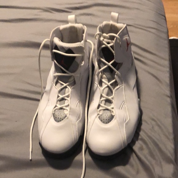 Jordan size 11 - Picture 4 of 4